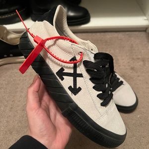 Off-White Sneakers